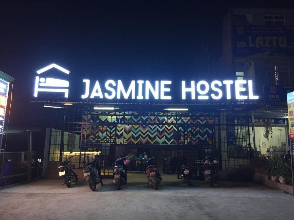 Jasmine Hostel And Motorbike Tours Ha Giang Kültér fotó